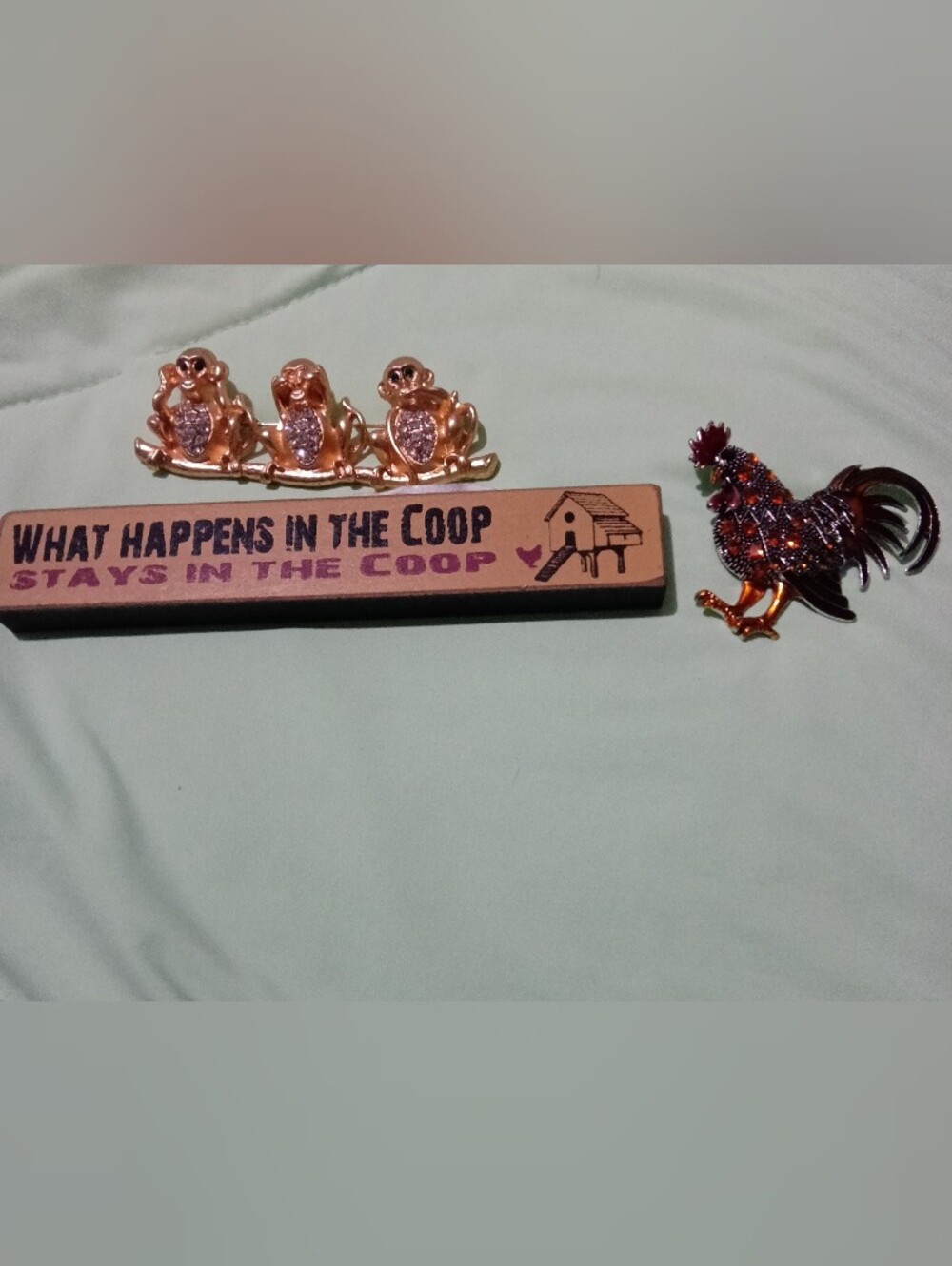 Rooster & Hear See Speak No Monkey Brooches w/What Happens In The Coop" Plaque - Picture 1 of 7